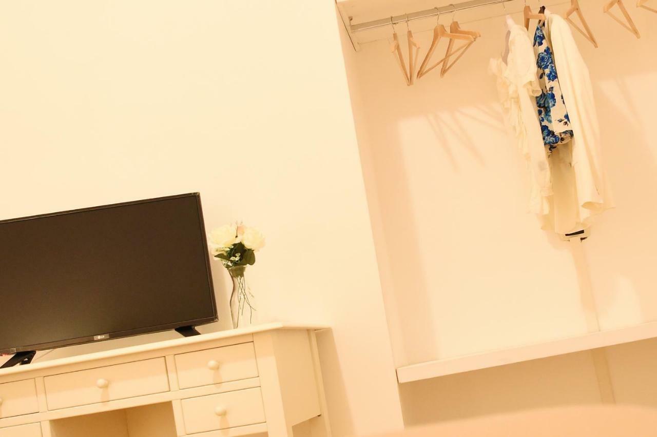 B&B Bonnes Suites Νάπολη Εξωτερικό φωτογραφία