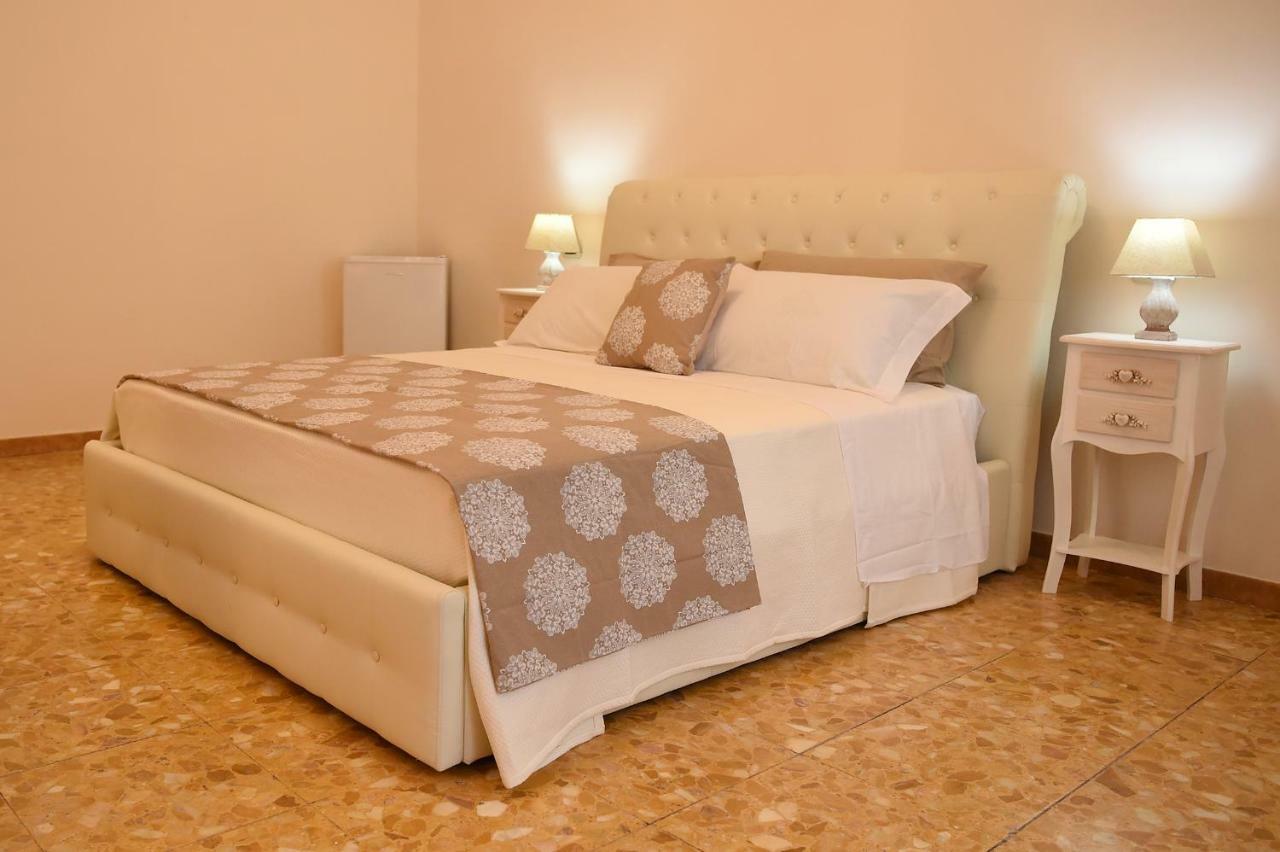 B&B Bonnes Suites Νάπολη Εξωτερικό φωτογραφία