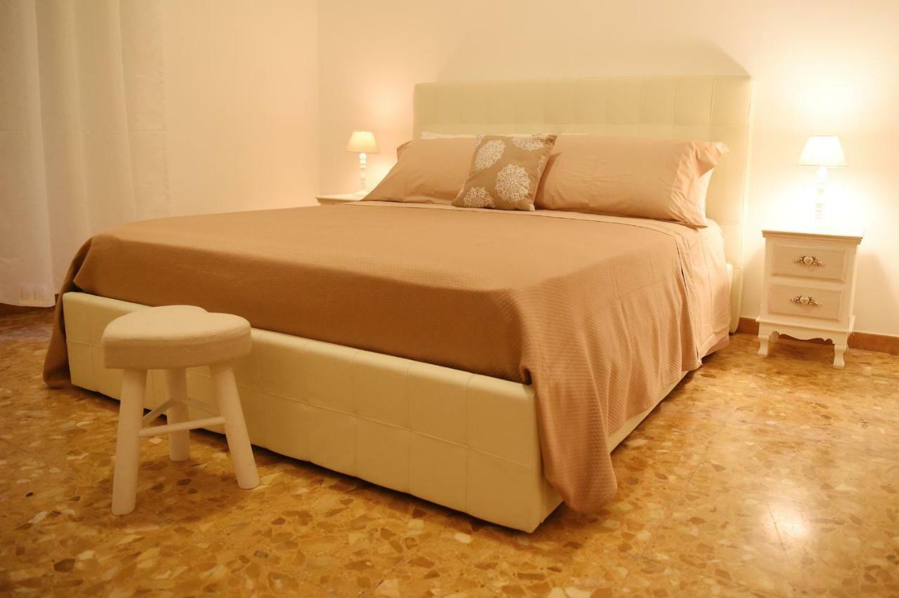 B&B Bonnes Suites Νάπολη Εξωτερικό φωτογραφία
