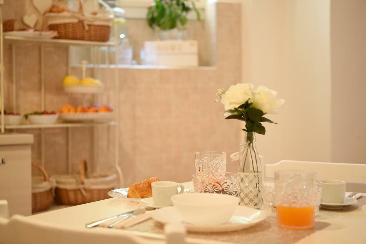 B&B Bonnes Suites Νάπολη Εξωτερικό φωτογραφία