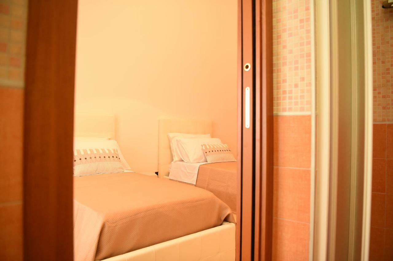 B&B Bonnes Suites Νάπολη Εξωτερικό φωτογραφία