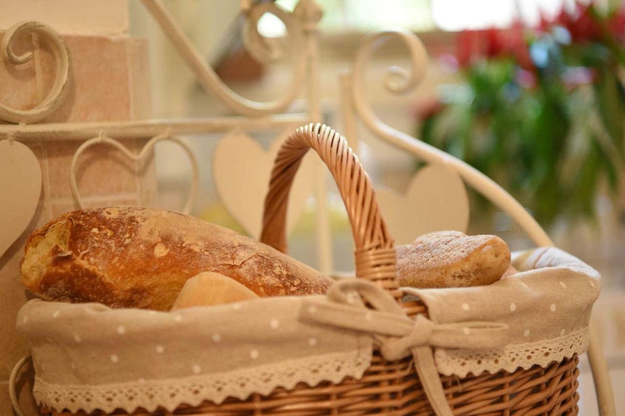 B&B Bonnes Suites Νάπολη Εξωτερικό φωτογραφία