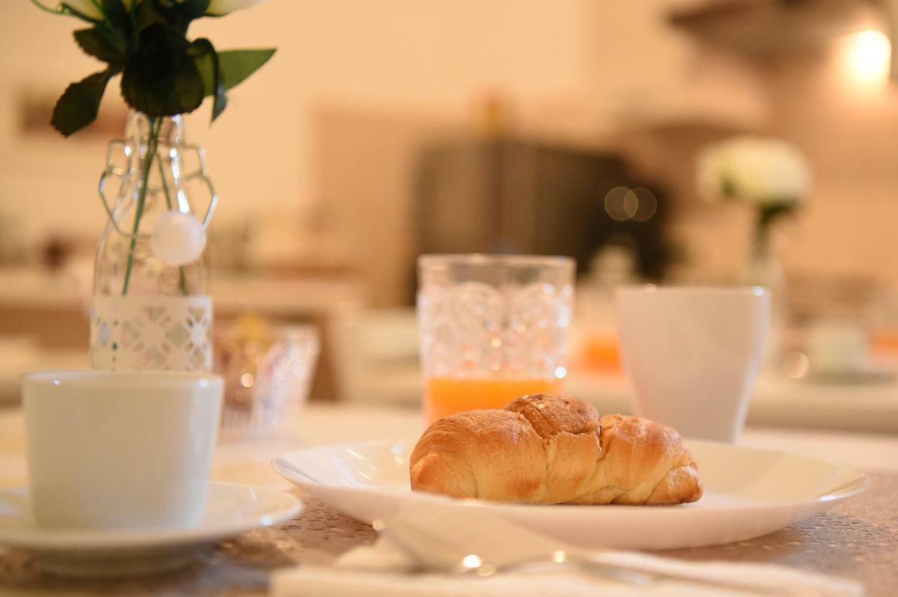 B&B Bonnes Suites Νάπολη Εξωτερικό φωτογραφία